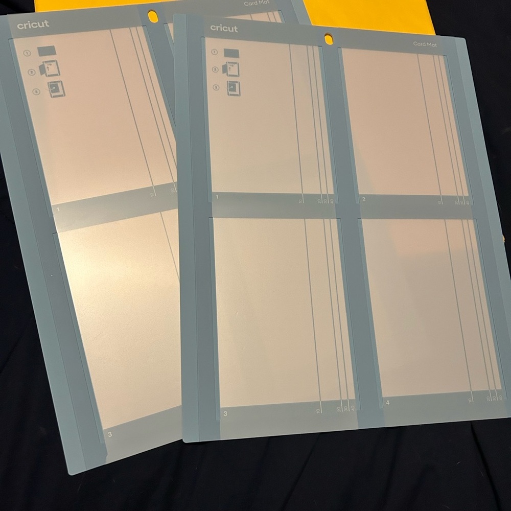 Cricut Card Mat‎ Set